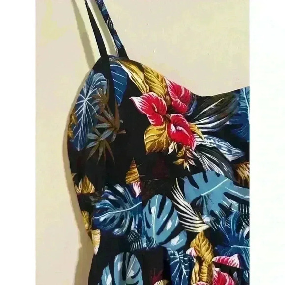 Women's Pacific Vibes, Floral Mini Dress, Size XL - Picture 3 of 5